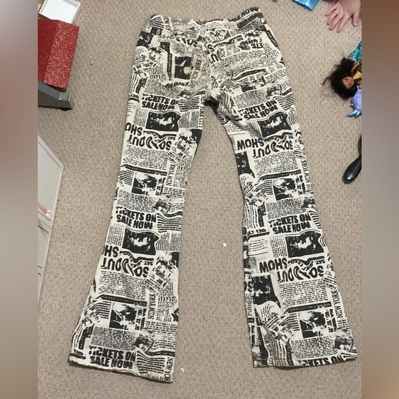 Garage Newspaper Denim Flare Jeans - Picture 2 of 5